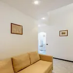 Apartamento 1 Bedroom Cozy In Génova