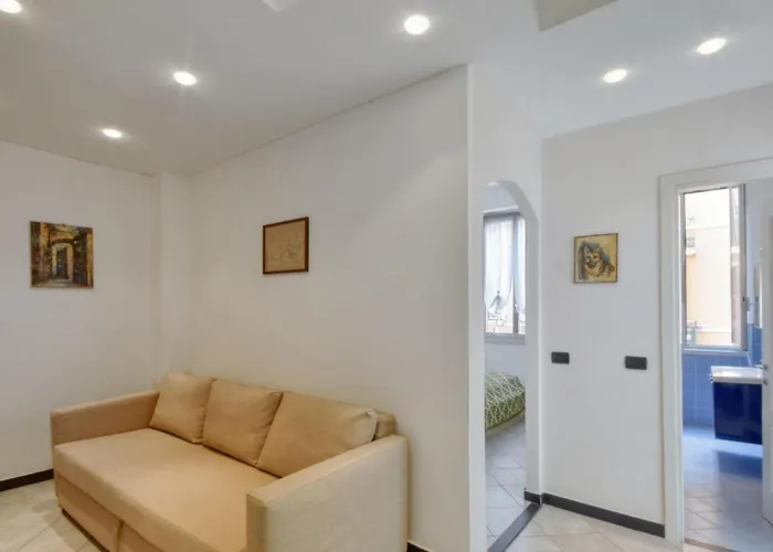1 Bedroom Beautiful In Apartment Genoa